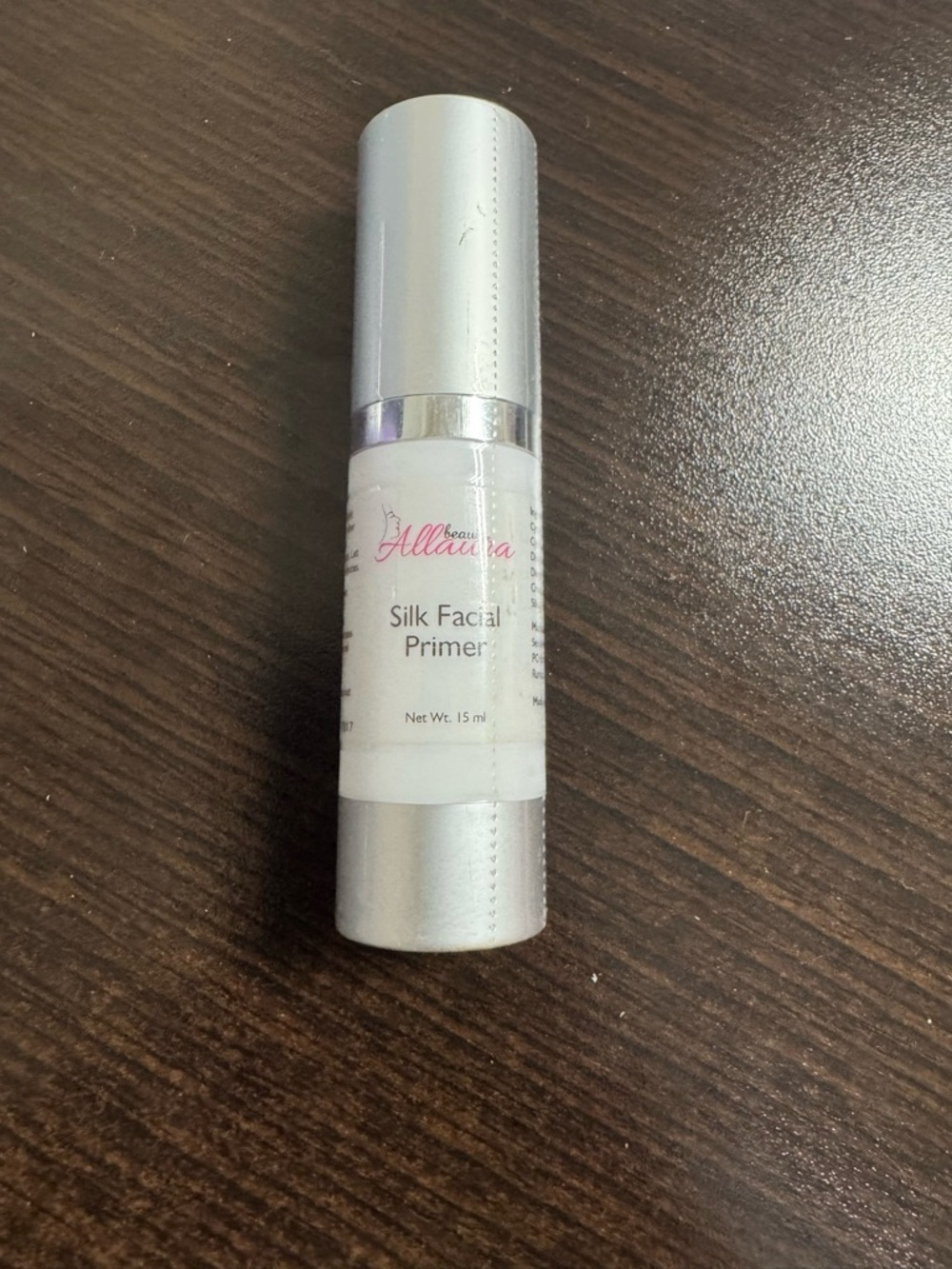 Silk Facial Primer - White/Silver Radiance